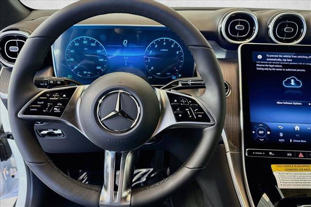 New 2026 Polar White Mercedes-Benz GLC 300 image 41