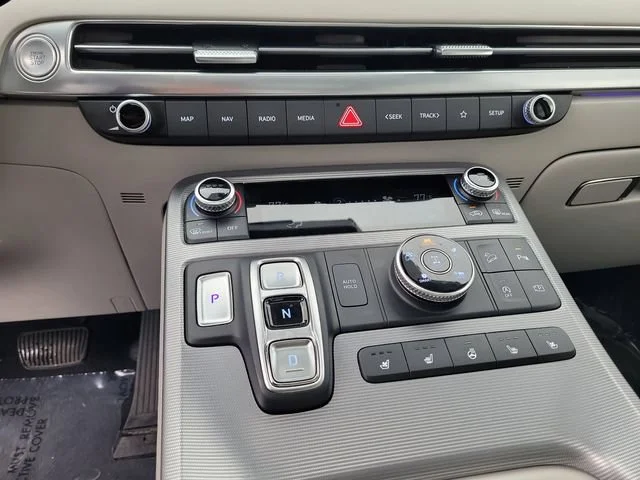 Used 2024 Gray Hyundai Calligraphy image 31