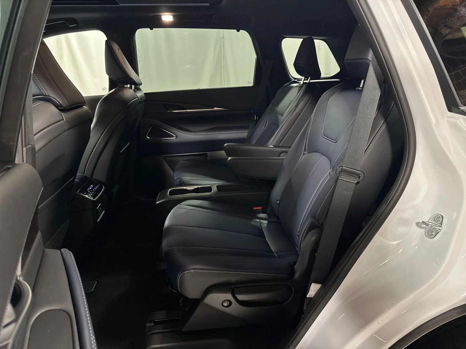 Certified Used 2026 White INFINITI SPORT image 5