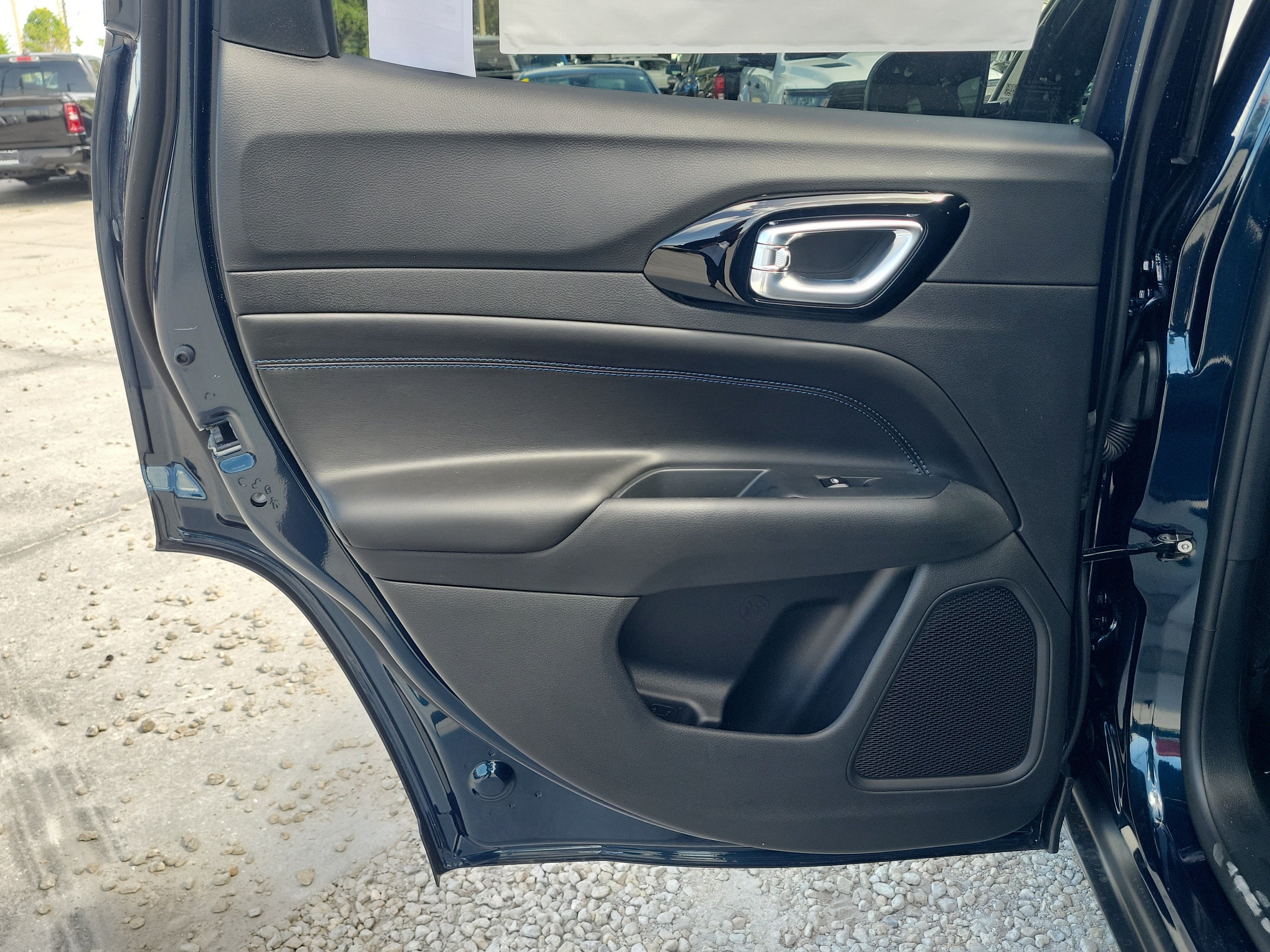 New 2026 Fathom Blue Pearl Coat Jeep Latitude Altitude image 12