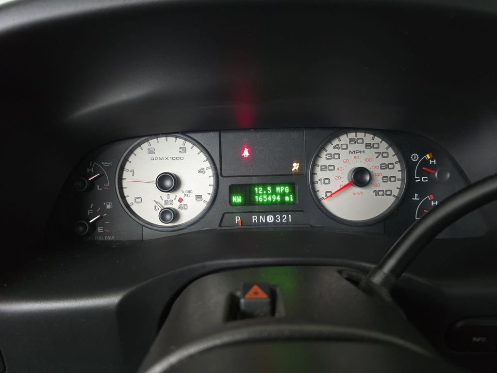Used 2005 Black Clearcoat Ford  image 15