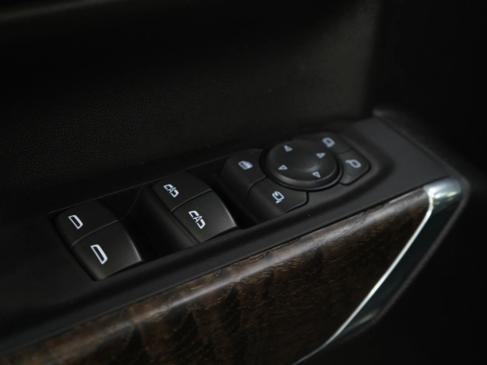 Used 2022 Hunter Metallic GMC Denali image 22