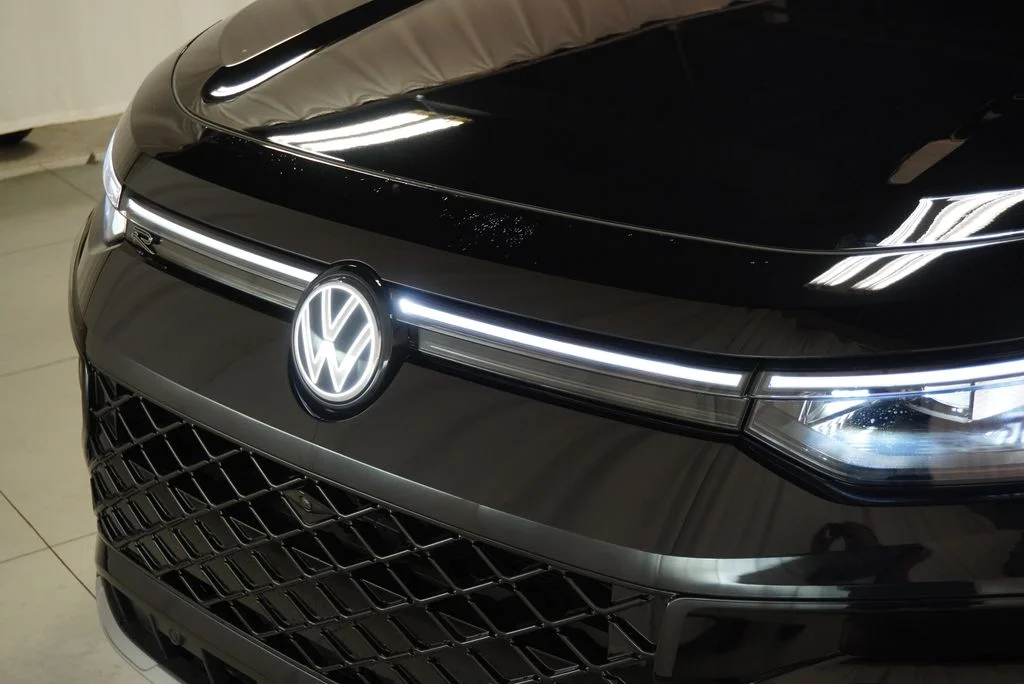 New 2026  Volkswagen 2.0T SEL R-Line Turbo image 35