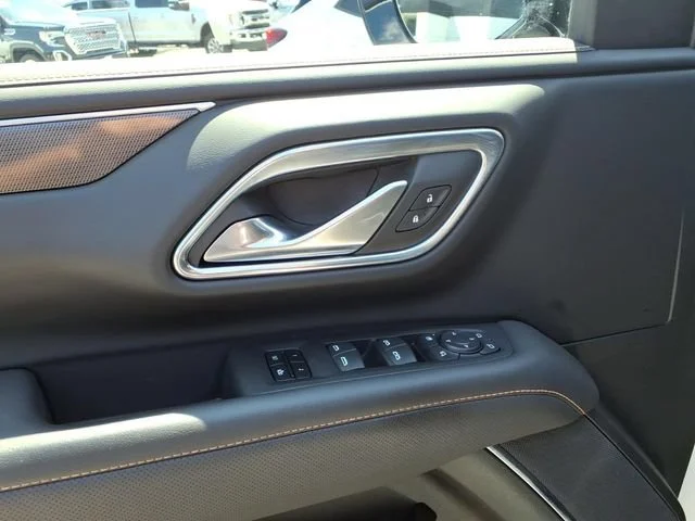 2023 GMC Yukon AT4 - Photo 22