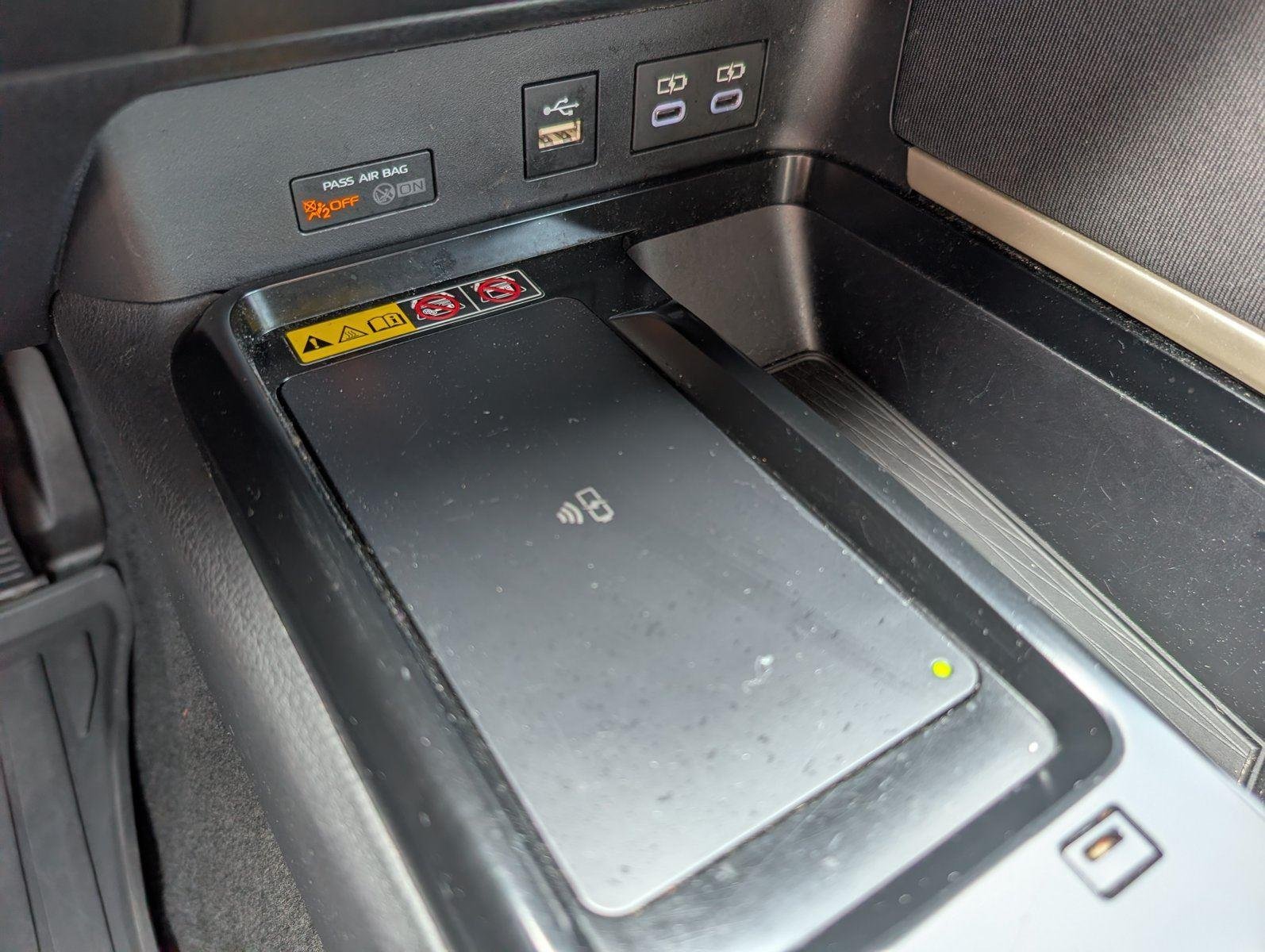 Used 2025 Ice Cap Toyota LE image 17