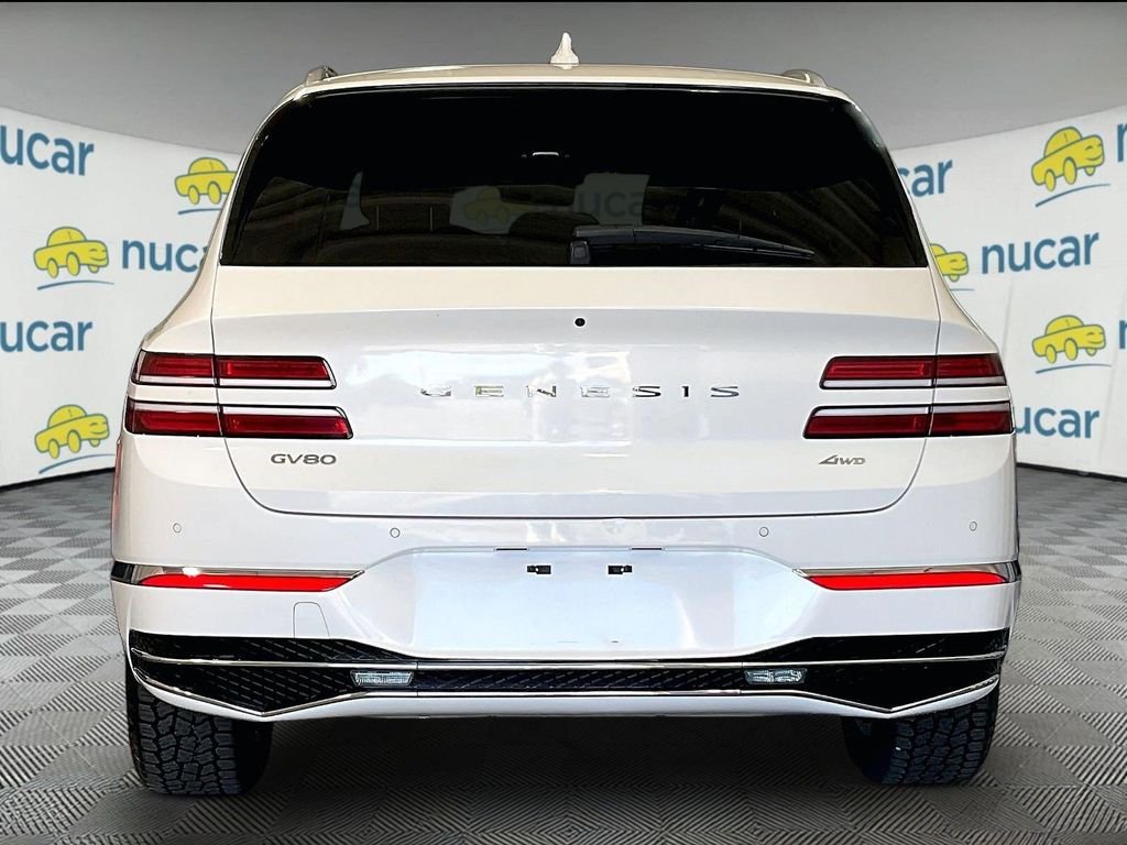 Used 2025 White Genesis 2.5T image 5