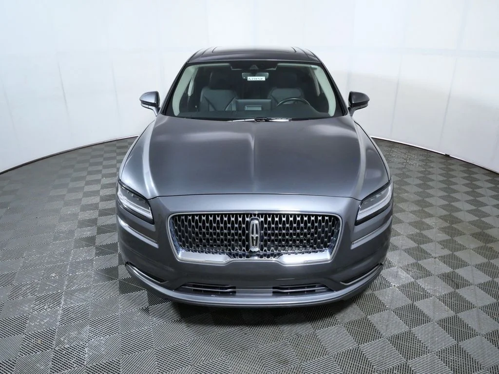 Certified Used 2023 Gray Lincoln Reserve image 3