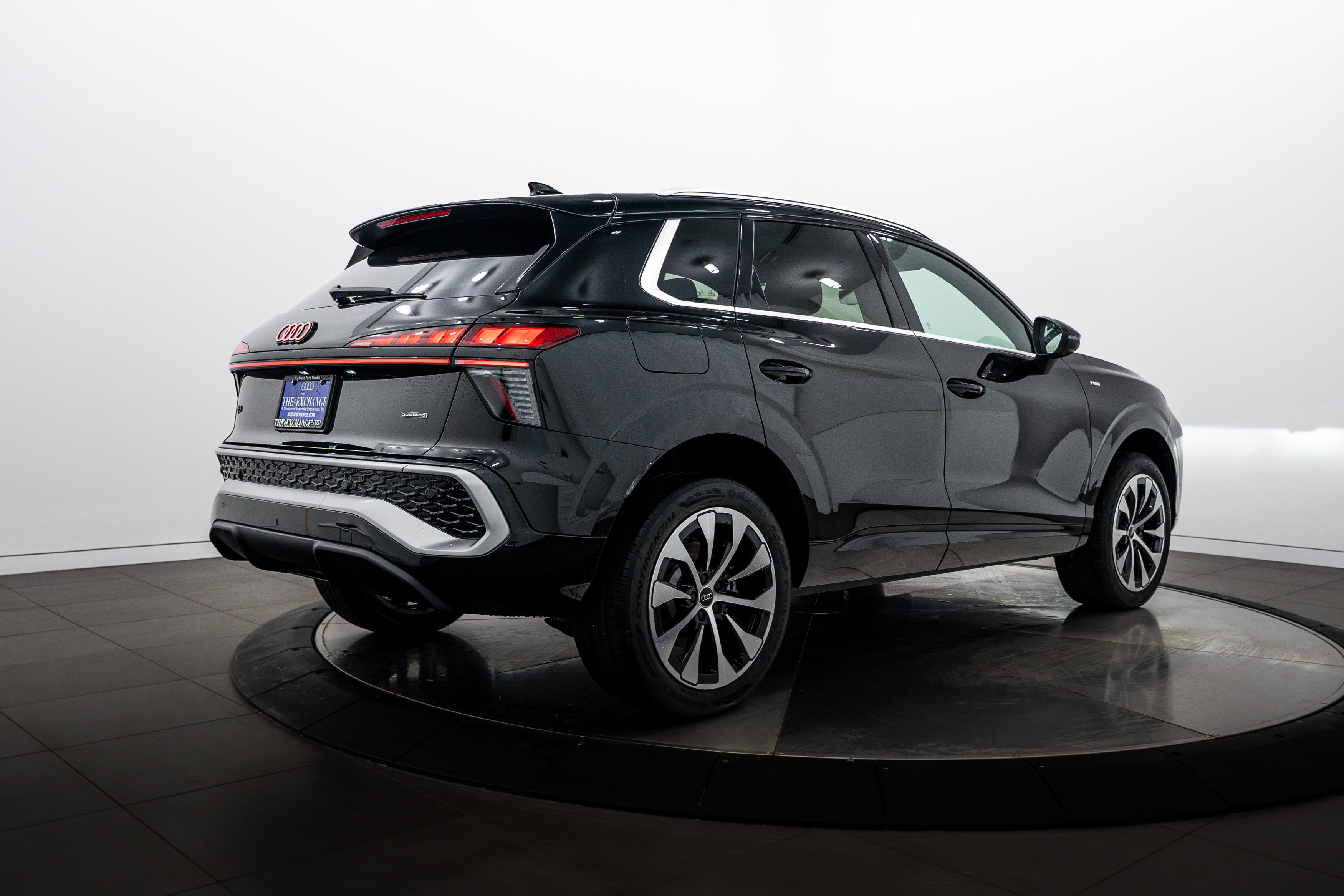 New 2026 Black Audi S line image 4
