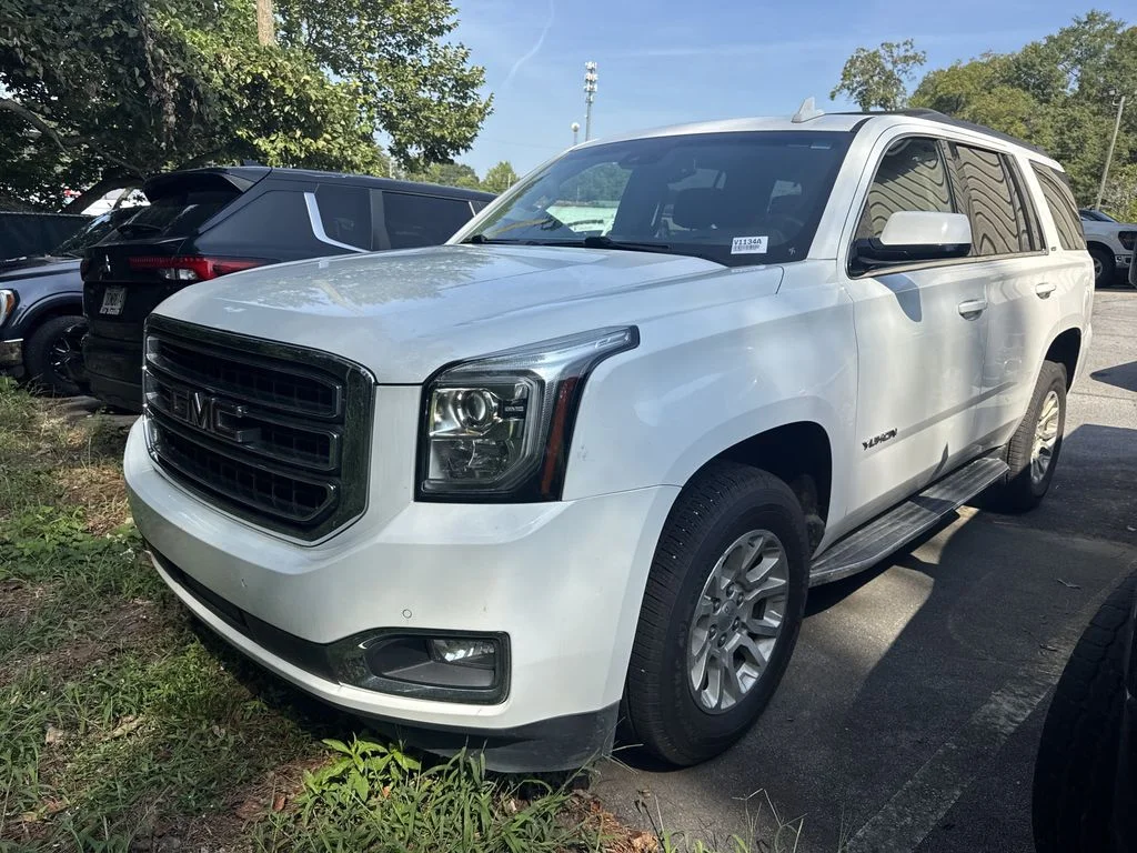 Used 2018 White GMC SLT image 3