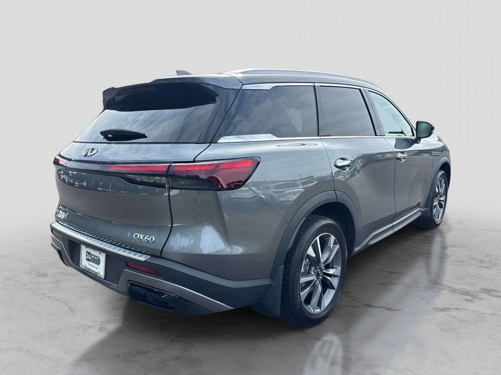 Certified Used 2023 Gray INFINITI LUXE image 5