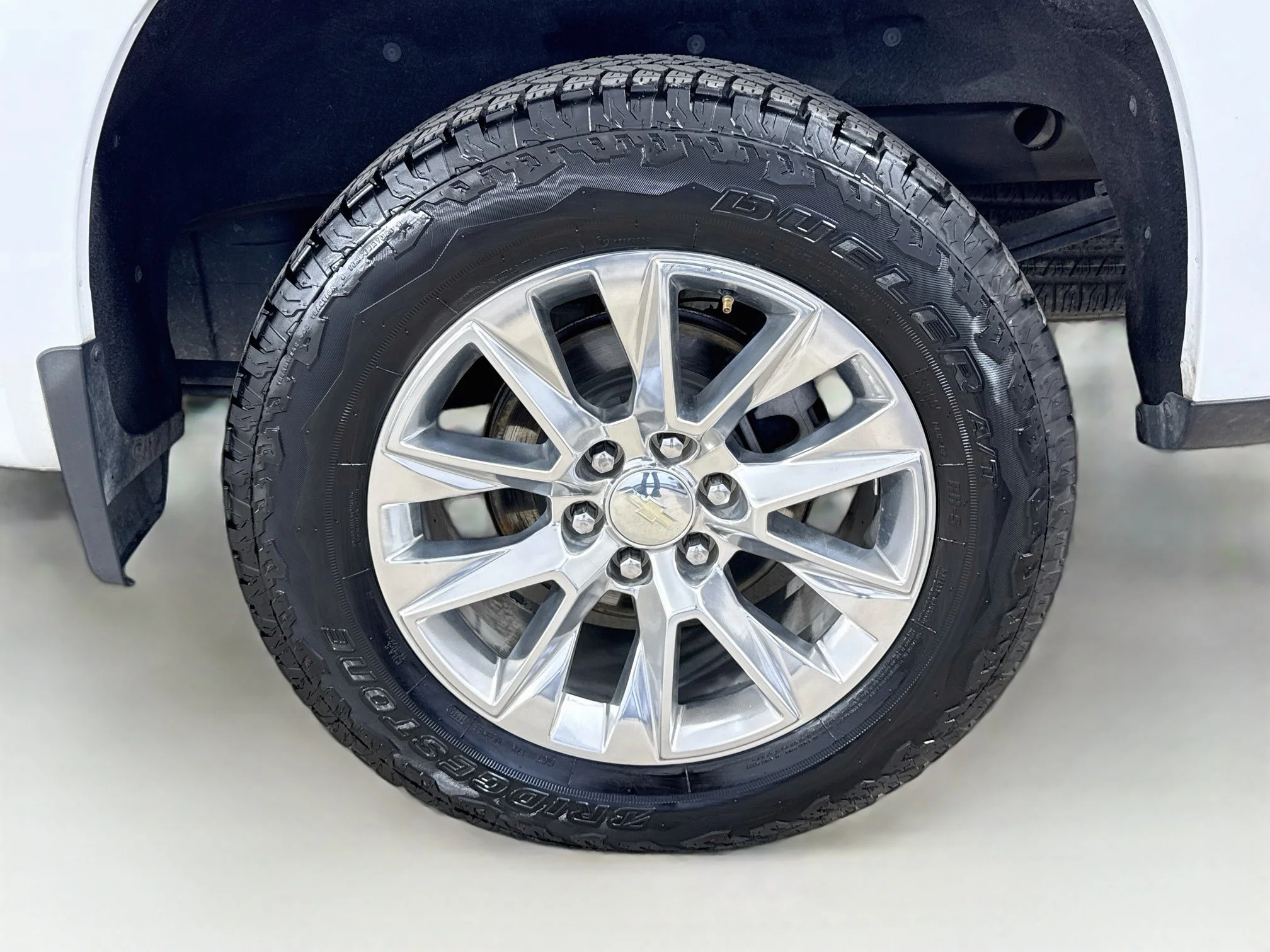 Used 2020 SUMMIT WHITE Chevrolet LTZ image 33