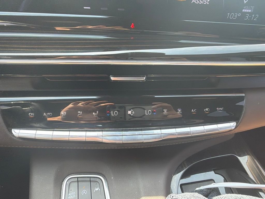 Used 2023 Green Cadillac Premium Luxury image 11