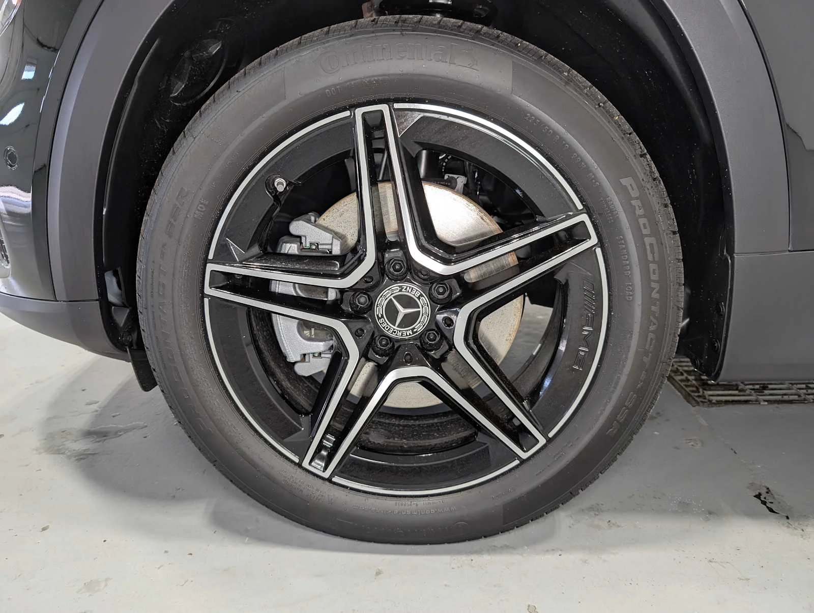 Used 2026 Night Black Mercedes-Benz GLB 250 image 3