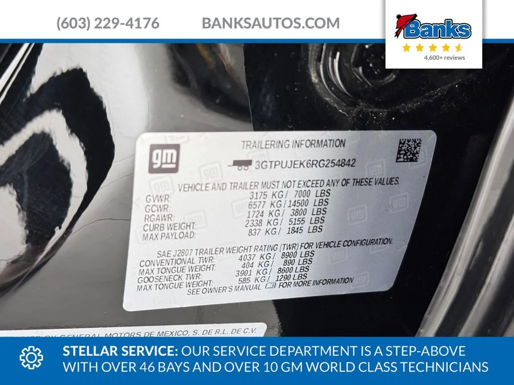 Certified Used 2024 Onyx Black GMC Elevation image 9