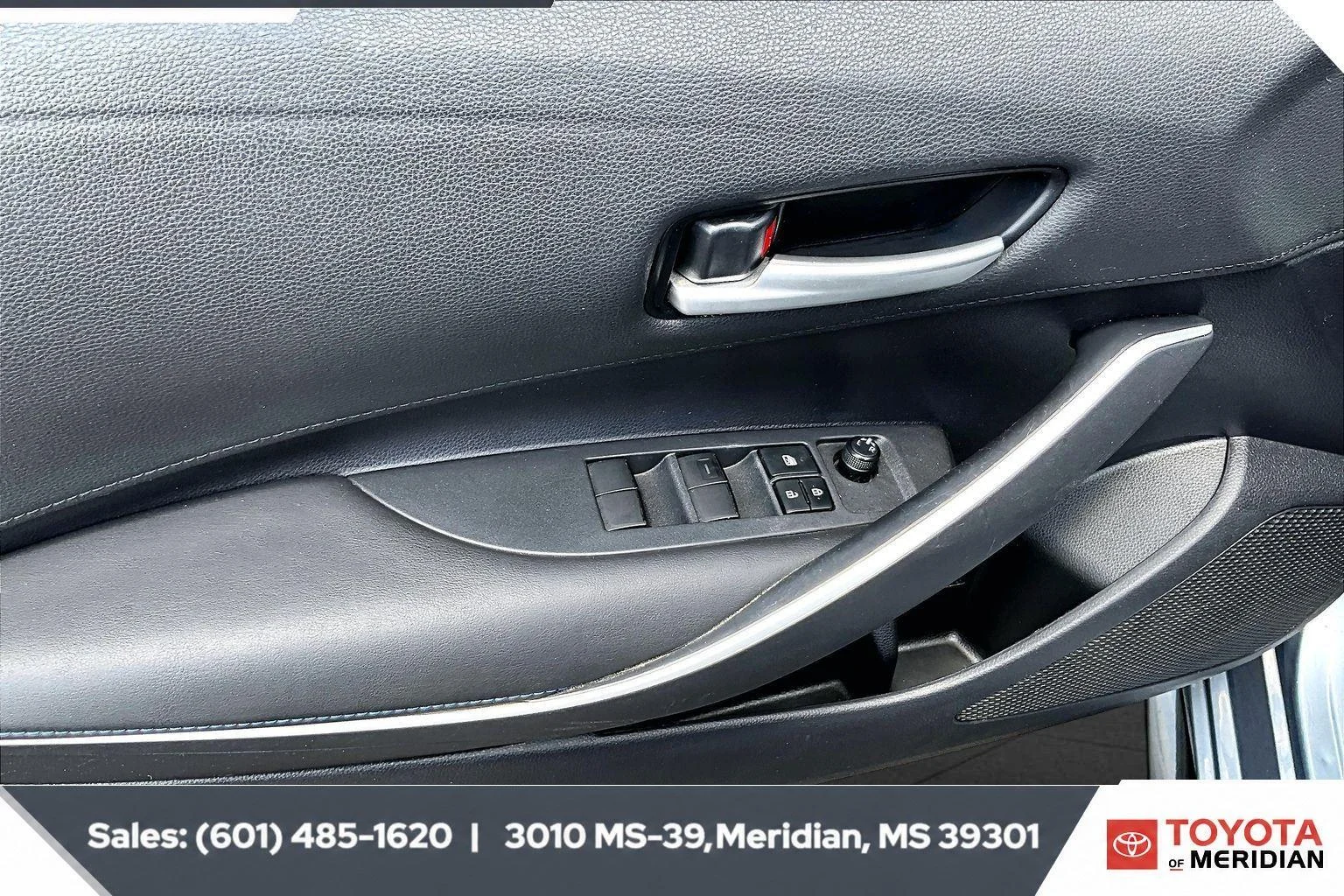 Used 2020 Celestite Gray Metallic Toyota SE image 17