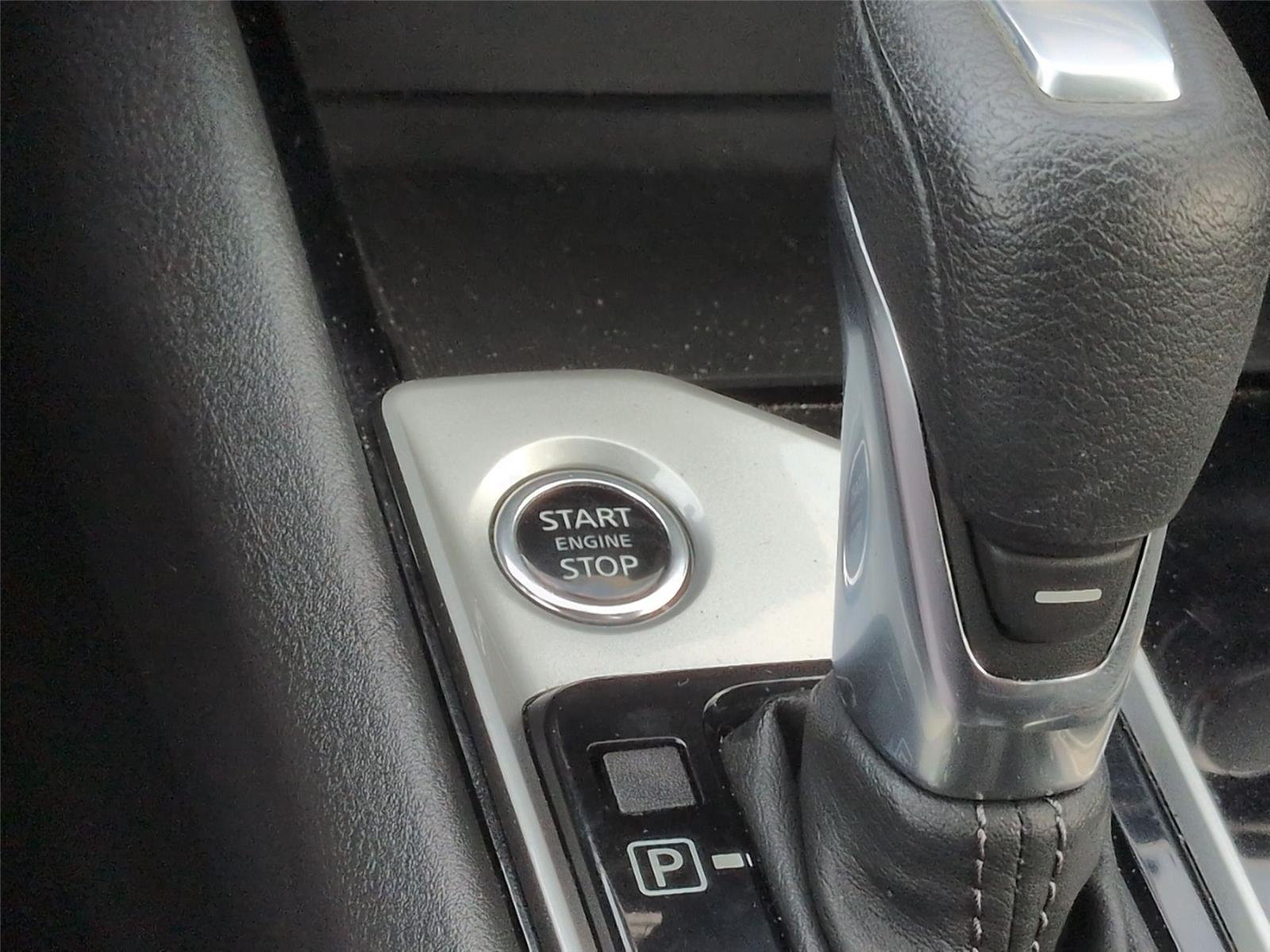 Used 2024 Brilliant Silver Metallic Nissan 2.5 SV image 29