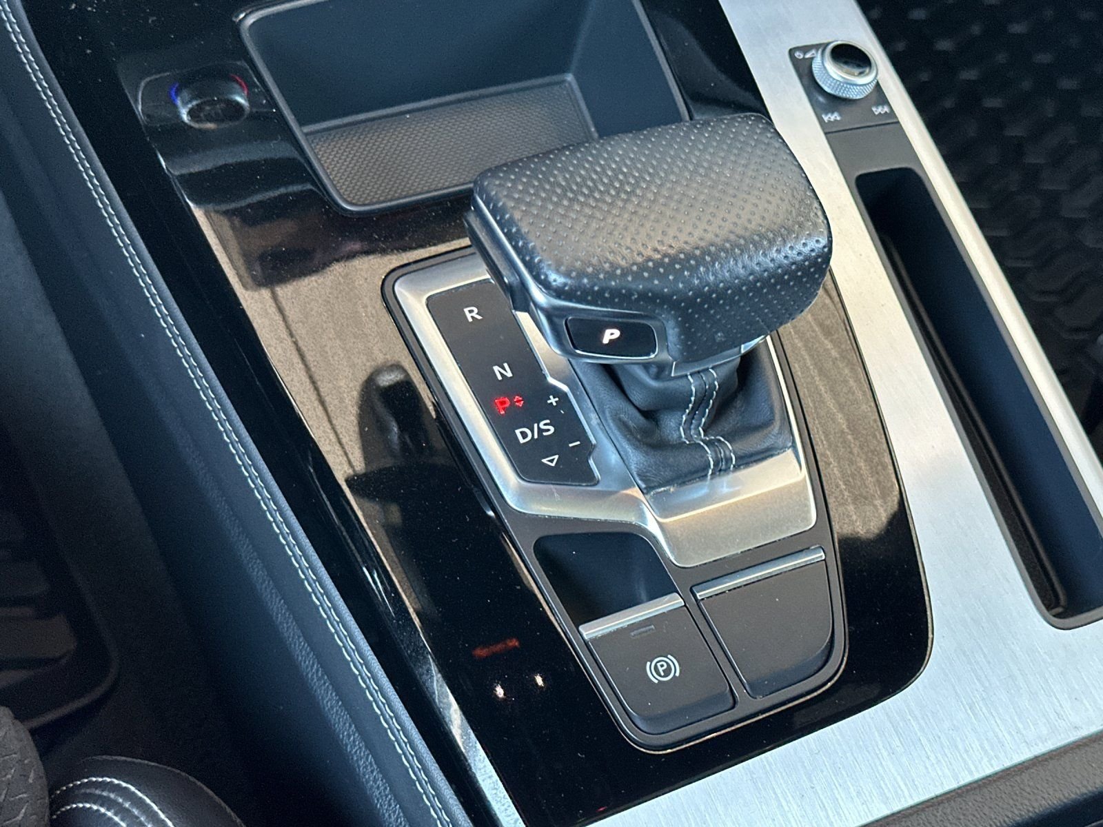 Used 2023 Gray Audi 55 Premium image 25