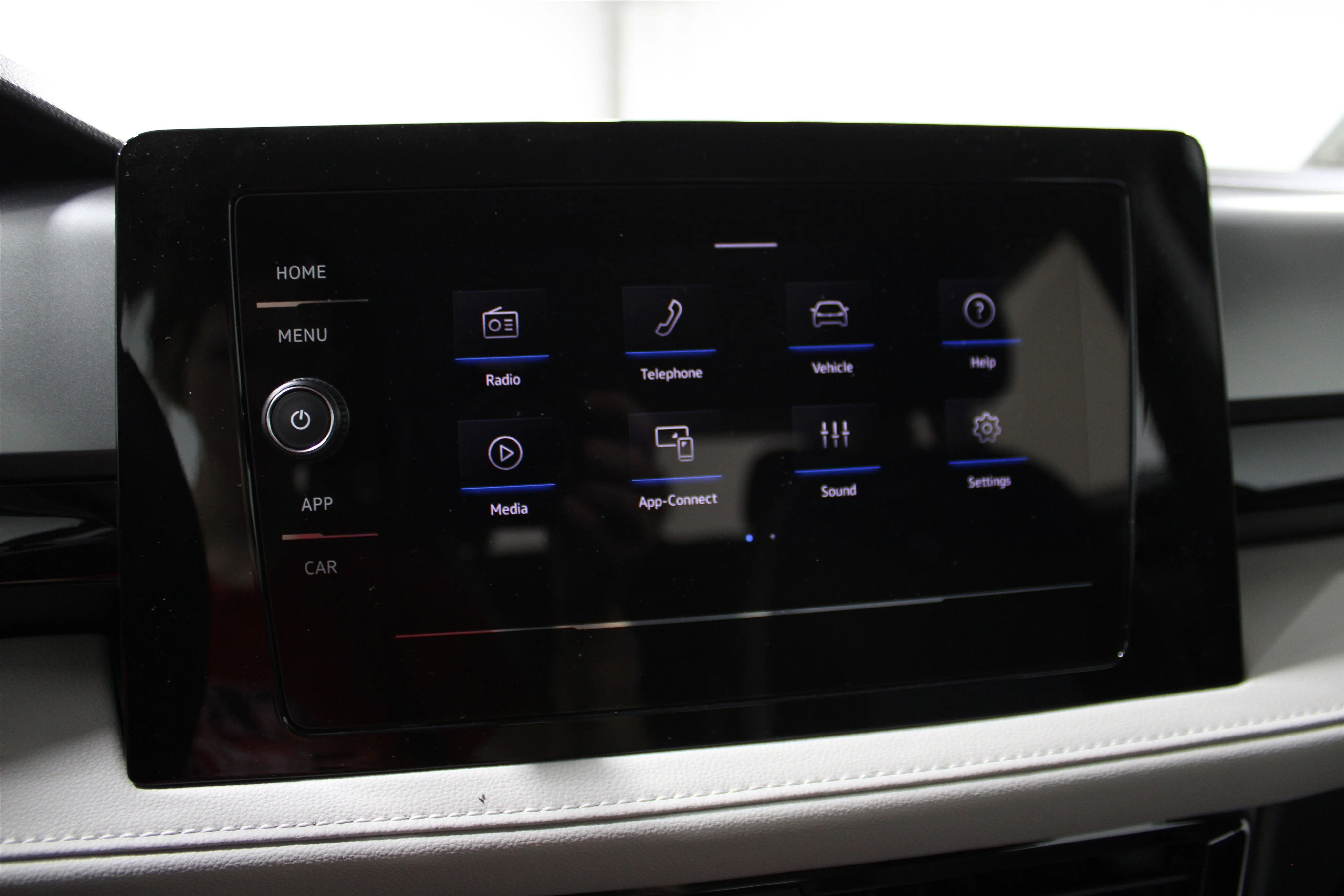 2025 Volkswagen Taos S - Photo 13