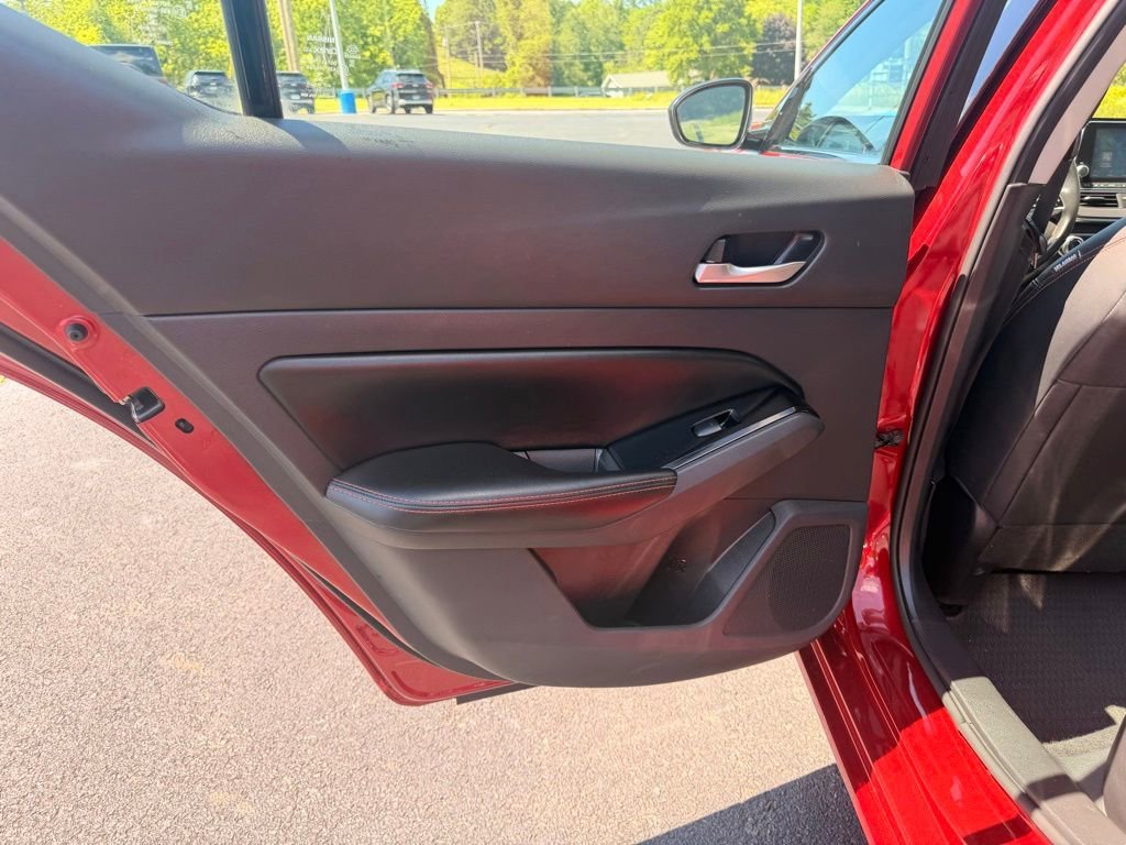 2024 Nissan Altima SR - Photo 31