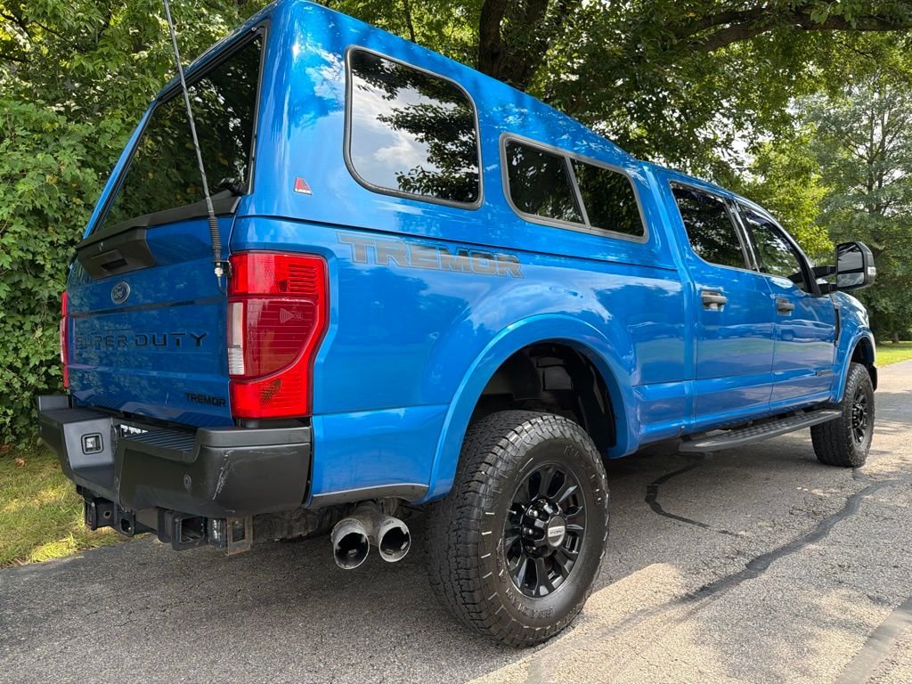 Used 2020 Blue Metallic Ford XLT image 43