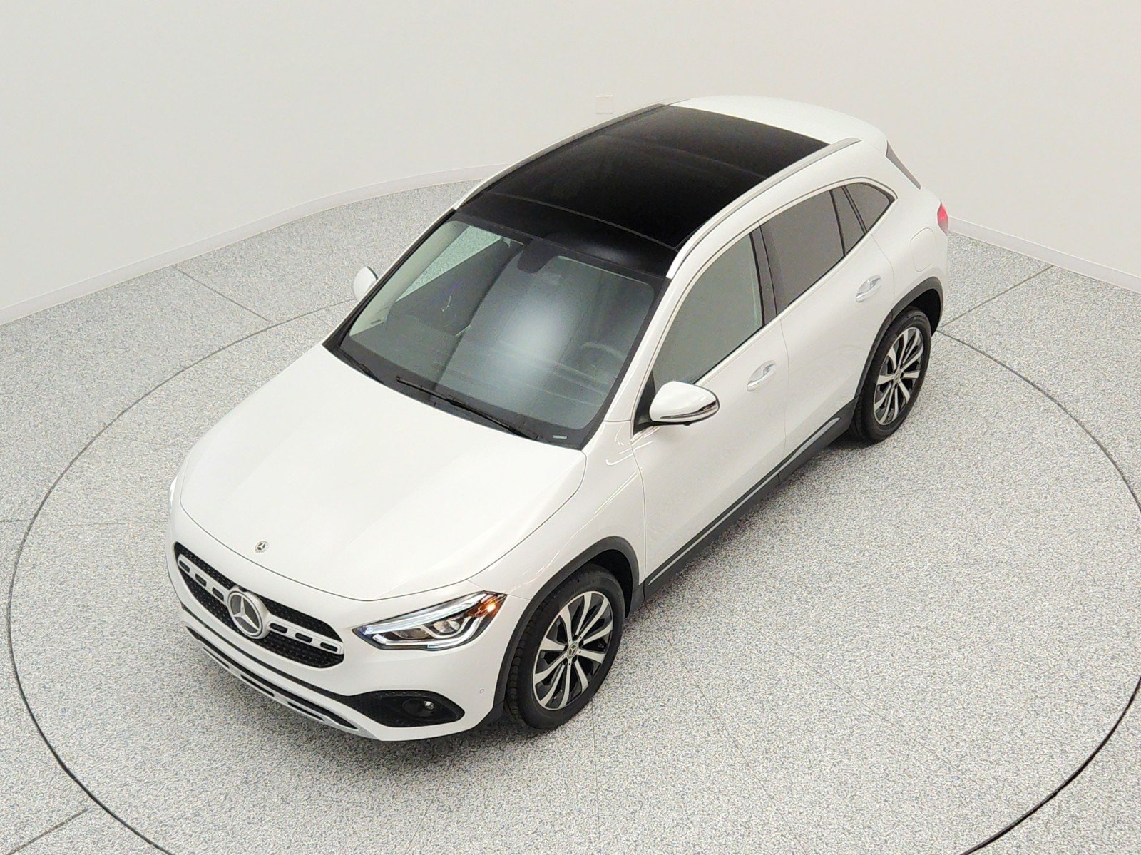 Used 2021 Digital White Metallic Mercedes-Benz GLA 250 4MATIC® SUV image 23