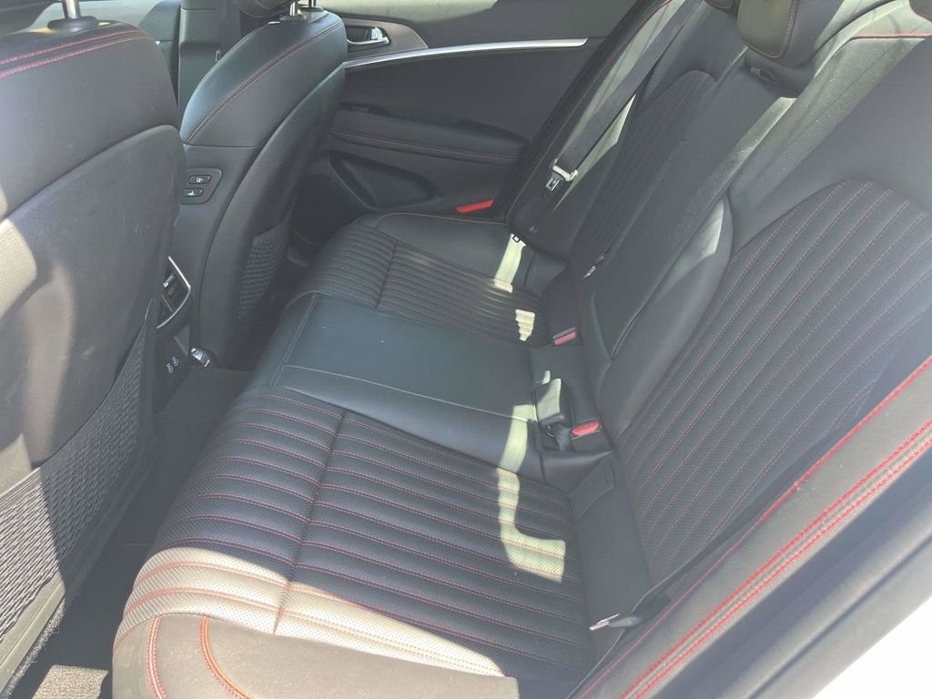 Used 2026 White Genesis 3.3T Sport Prestige image 10