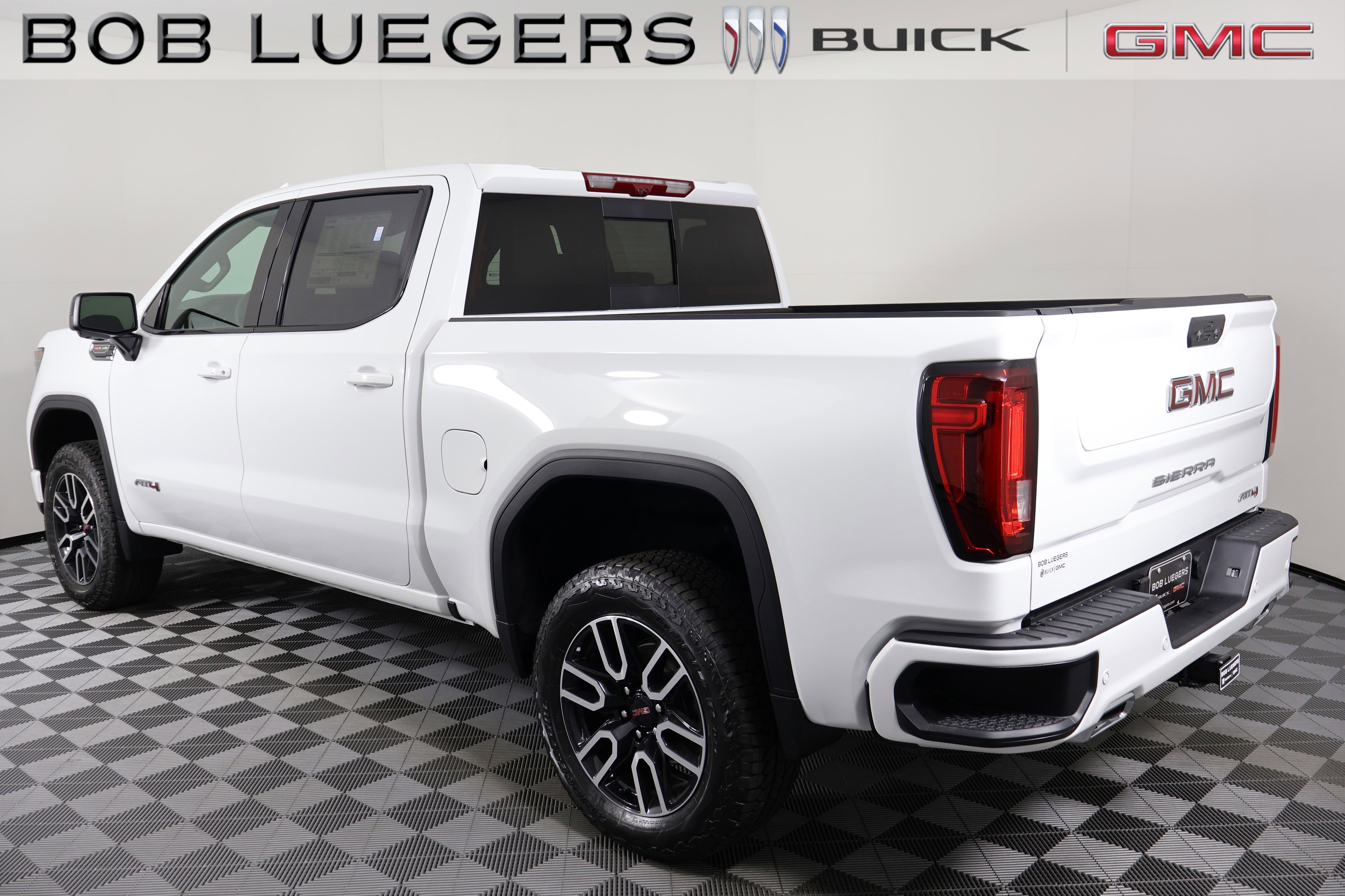 New 2026 Summit White GMC AT4 image 6