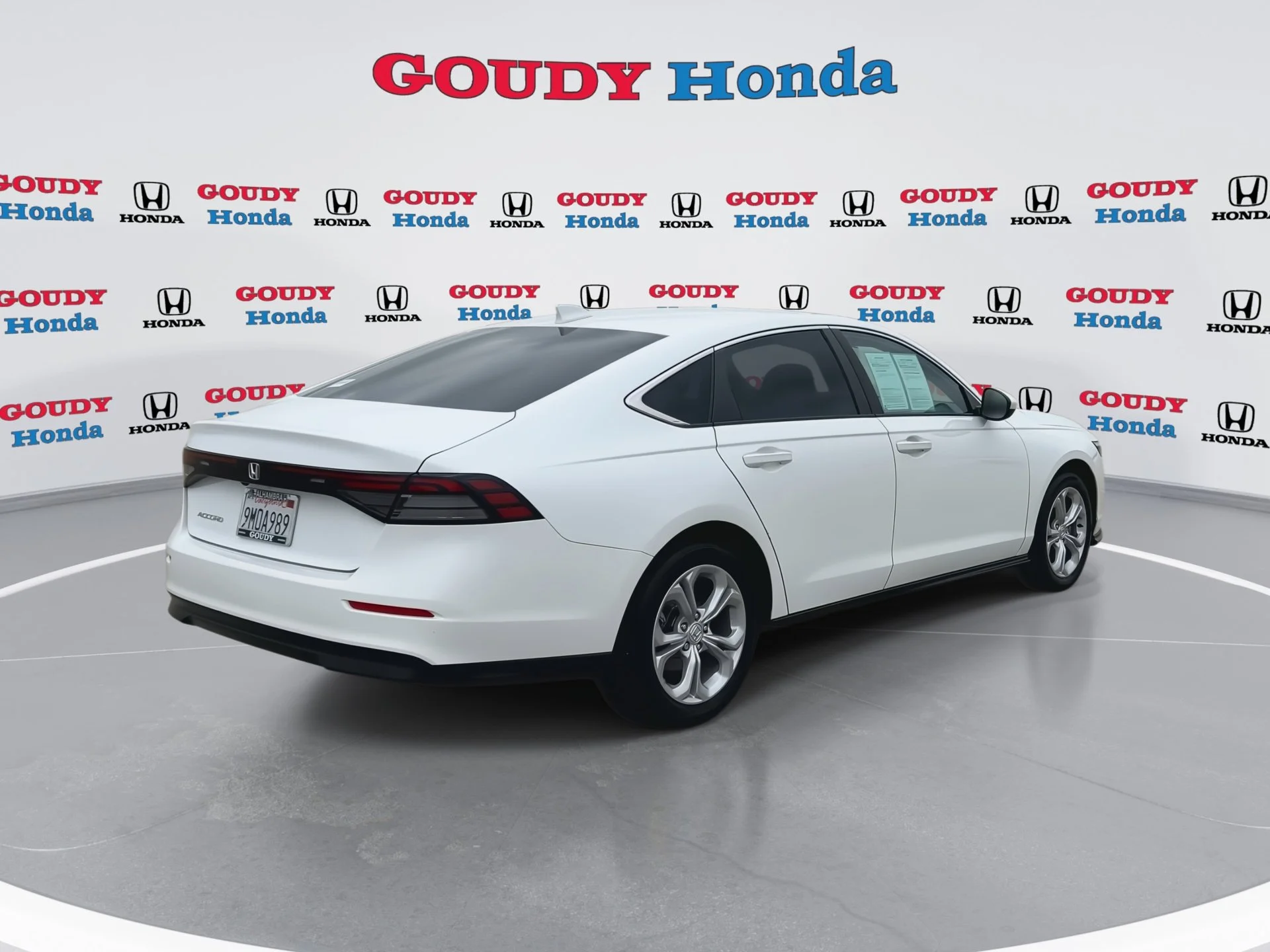 2024 Honda Accord LX - Photo 8