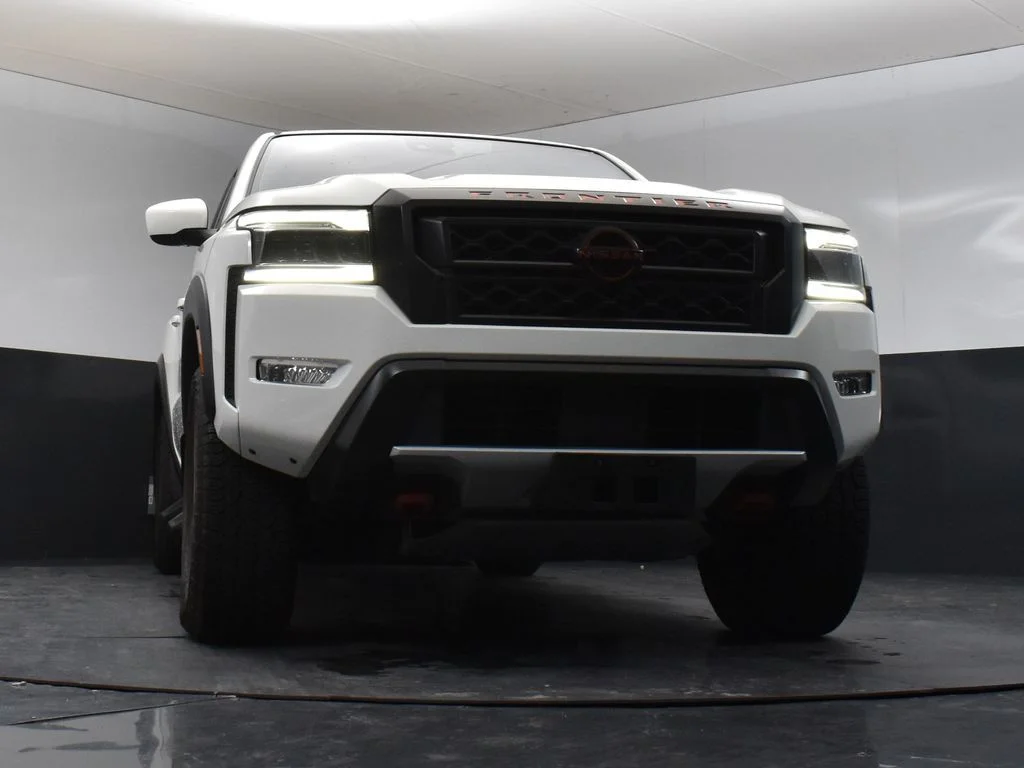 Certified Used 2024 White Nissan PRO-4X image 9
