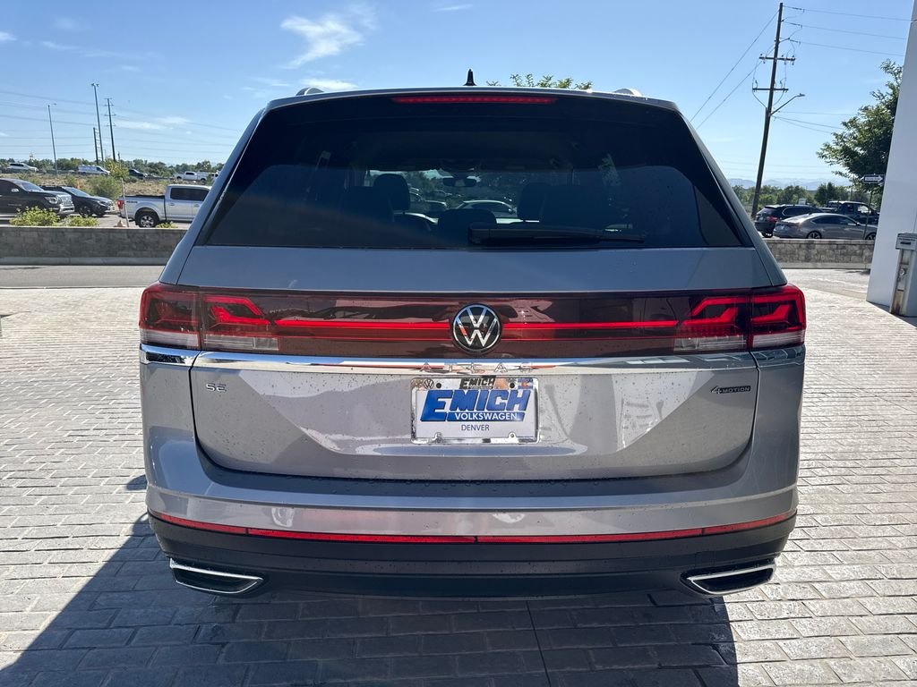 Certified Used 2026 Silver Mist Metallic Volkswagen 2.0T SE image 5