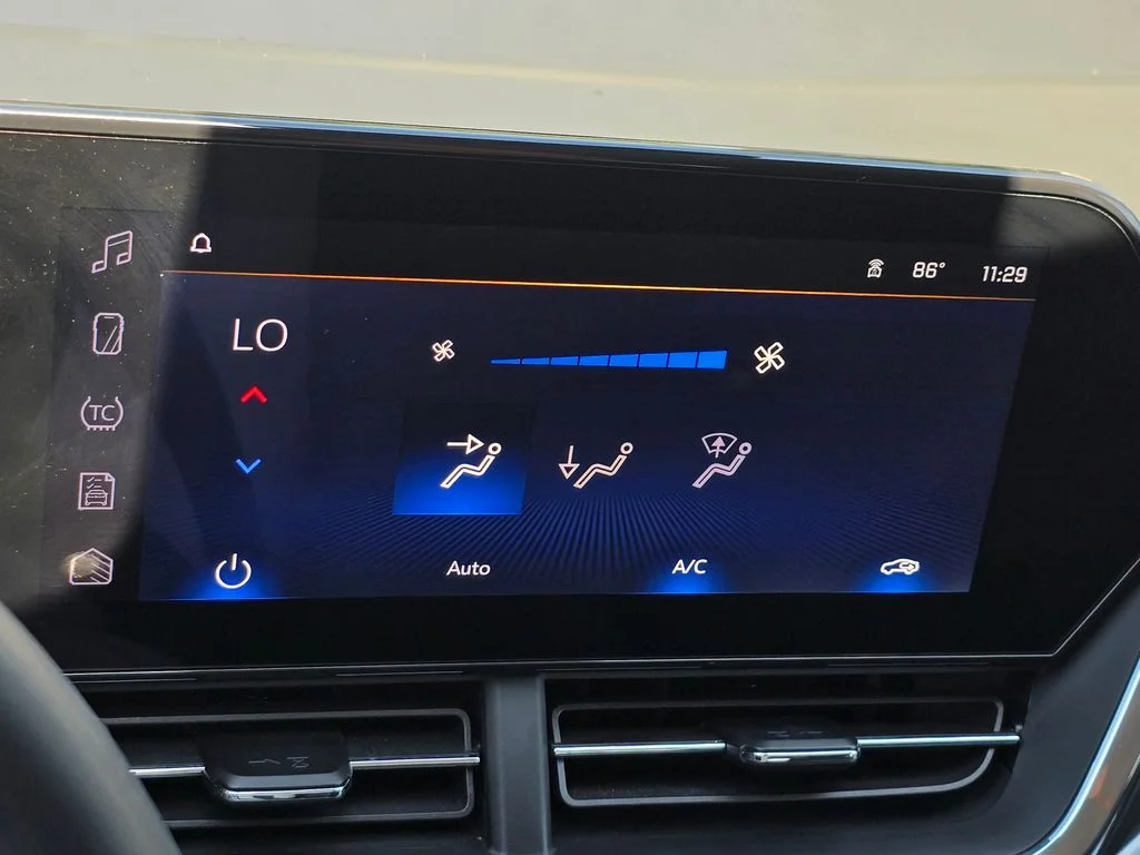 Used 2025 Gray Chevrolet LT image 40