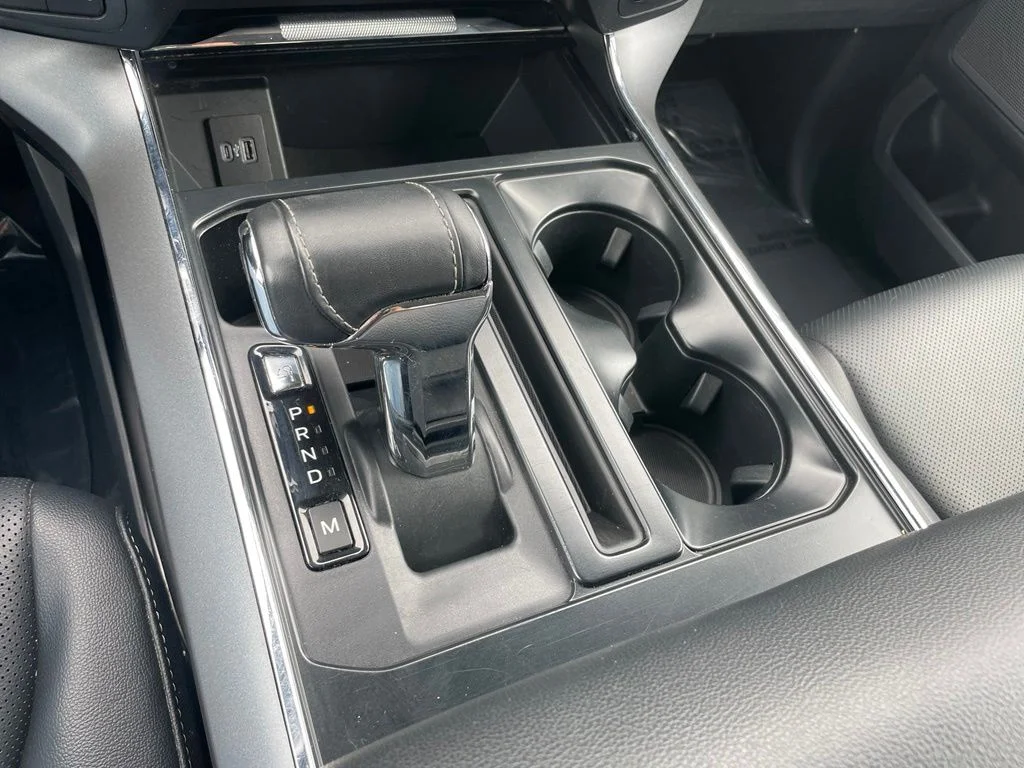 Used 2023 Stone Gray Metallic Ford Lariat image 13