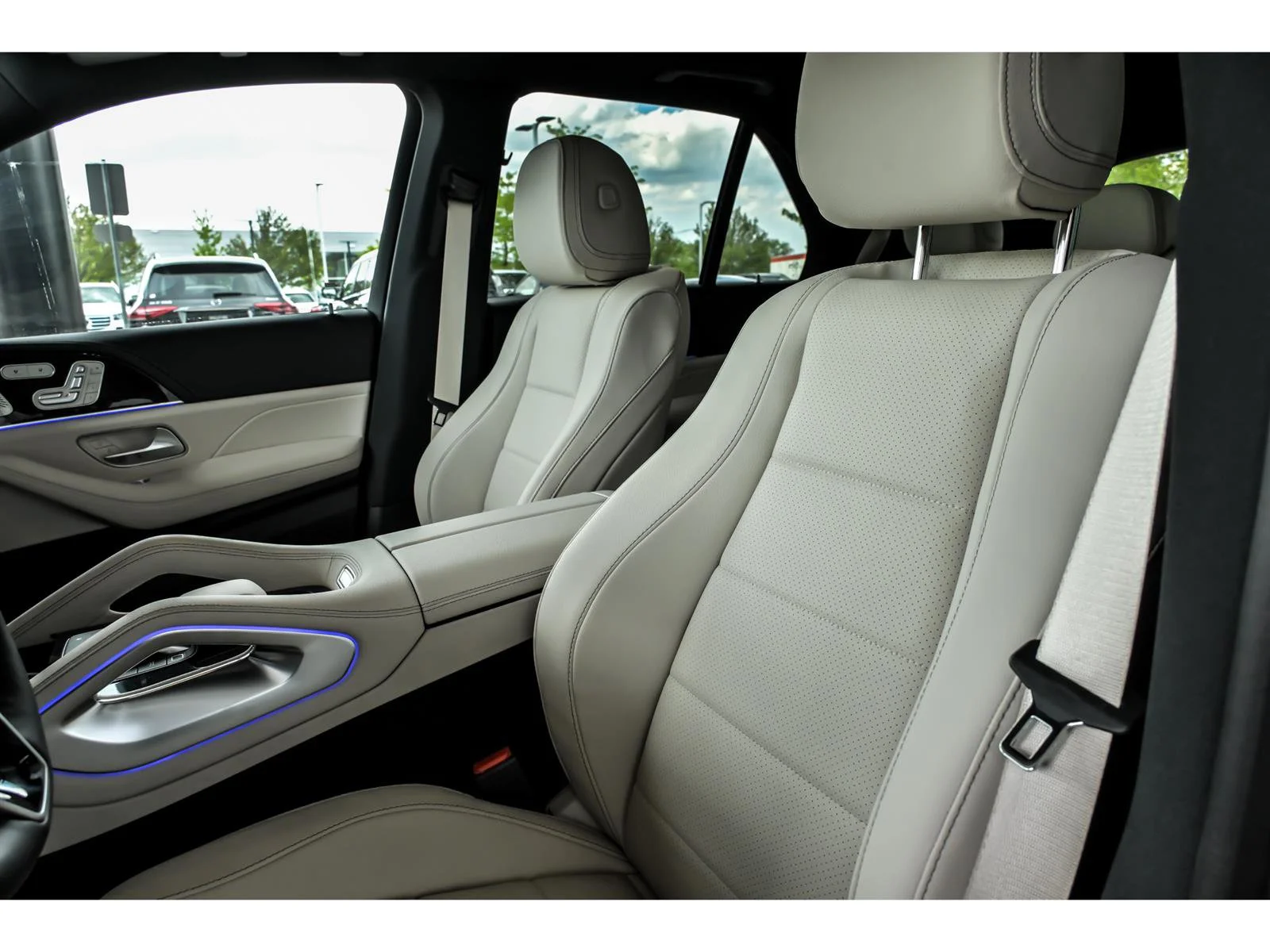 New 2026 Selenite Grey Metallic Mercedes-Benz GLE 450 image 34