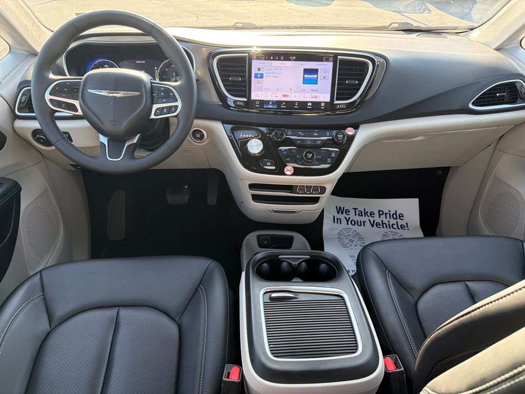 2024 Chrysler Pacifica Touring L - Photo 21