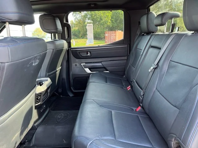 Used 2025  Toyota Platinum image 20