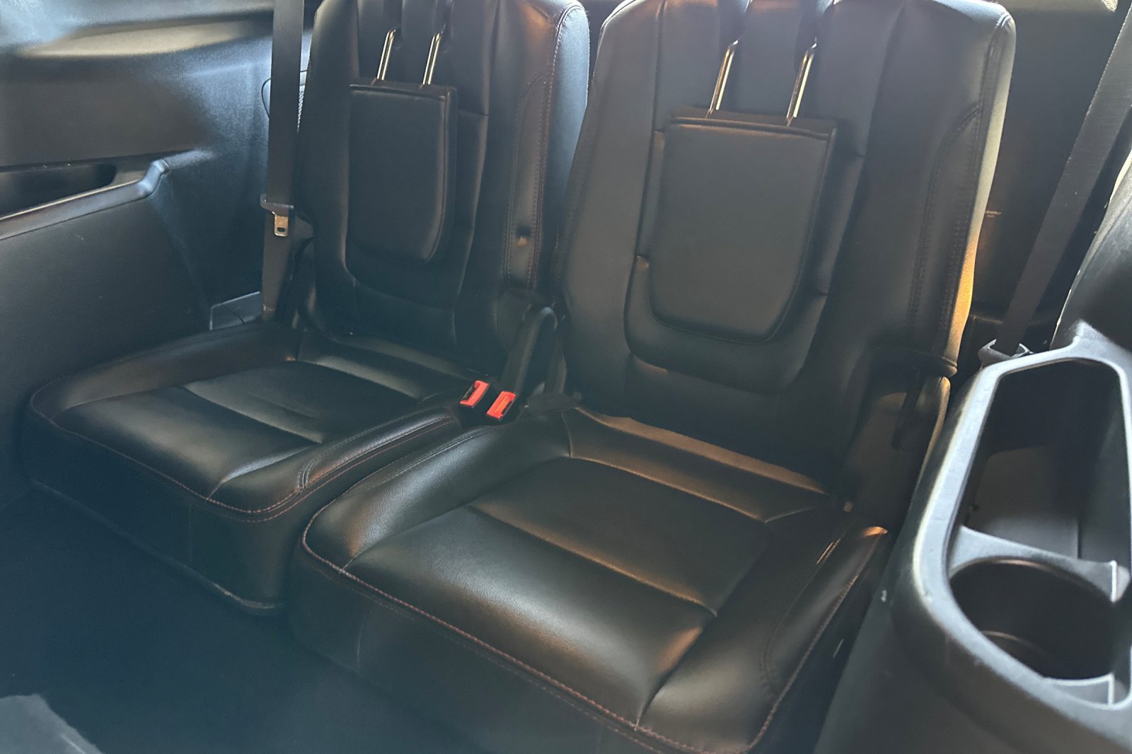 Used 2019 Silver Ford Sport image 15