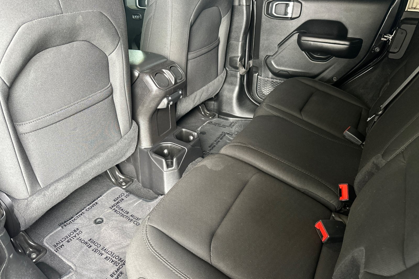 Used 2019 BLACK Jeep Sport image 11
