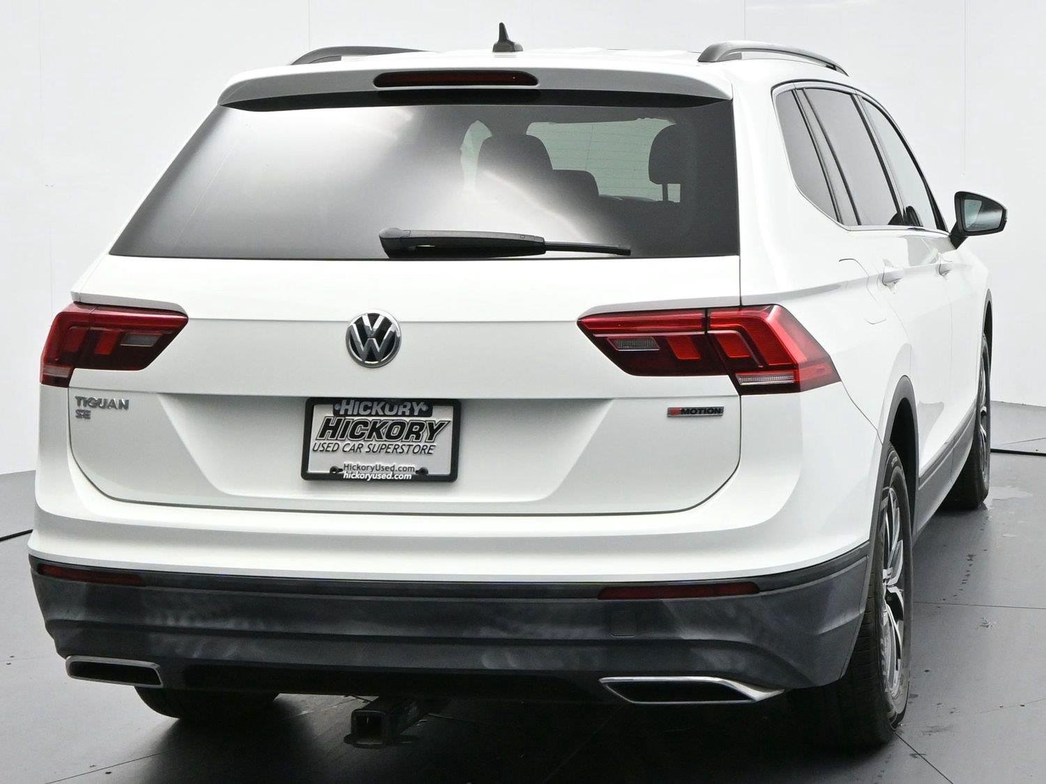 Used 2019 Pure White Volkswagen SEL image 6