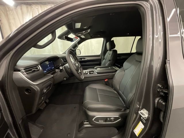 New 2026 Baltic-Gray Metallic Clear-Coat Exterior Paint Jeep  image 10