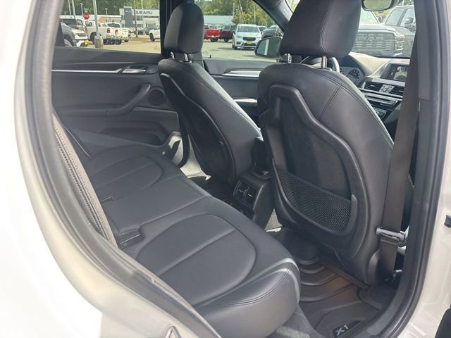 Used 2018 Alpine White BMW xDrive28i image 12
