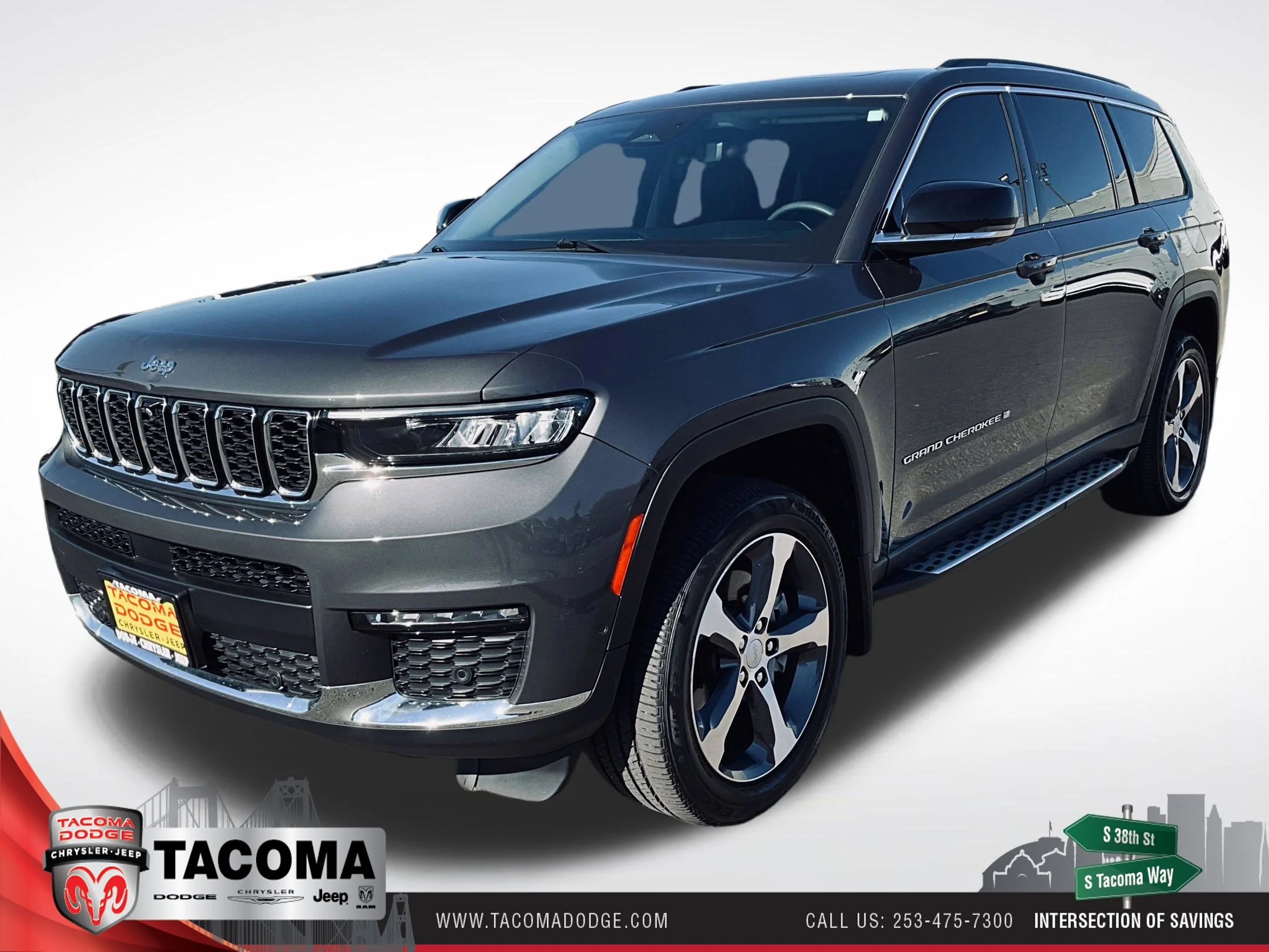 Used 2023 Gray Jeep Limited image 1