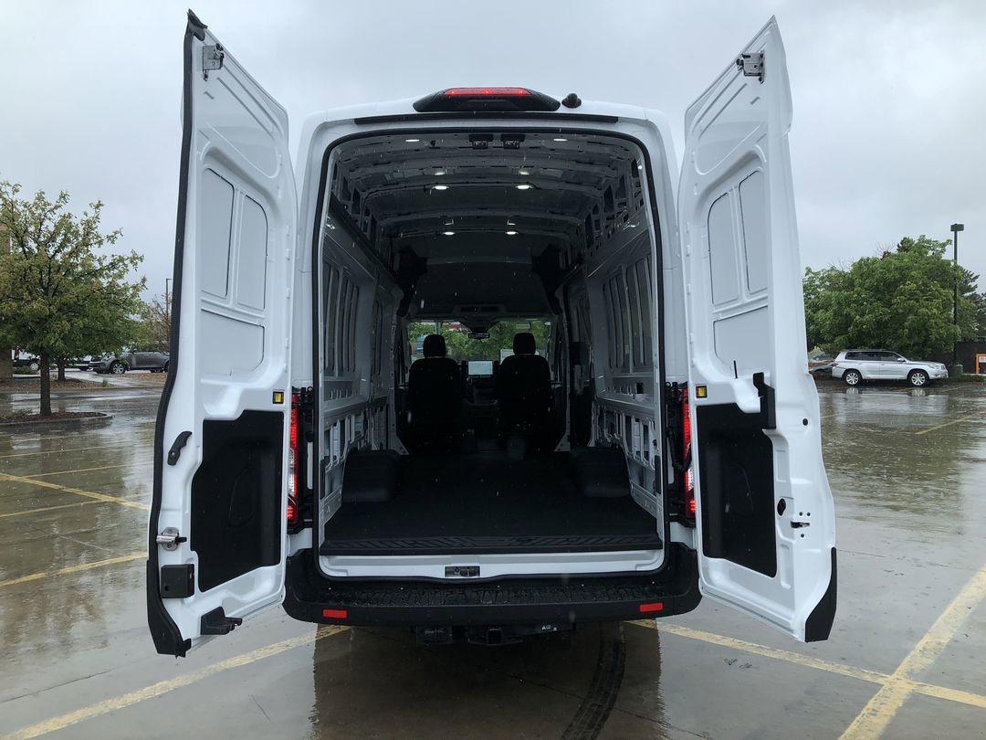 New 2026 Oxford White Ford  image 25