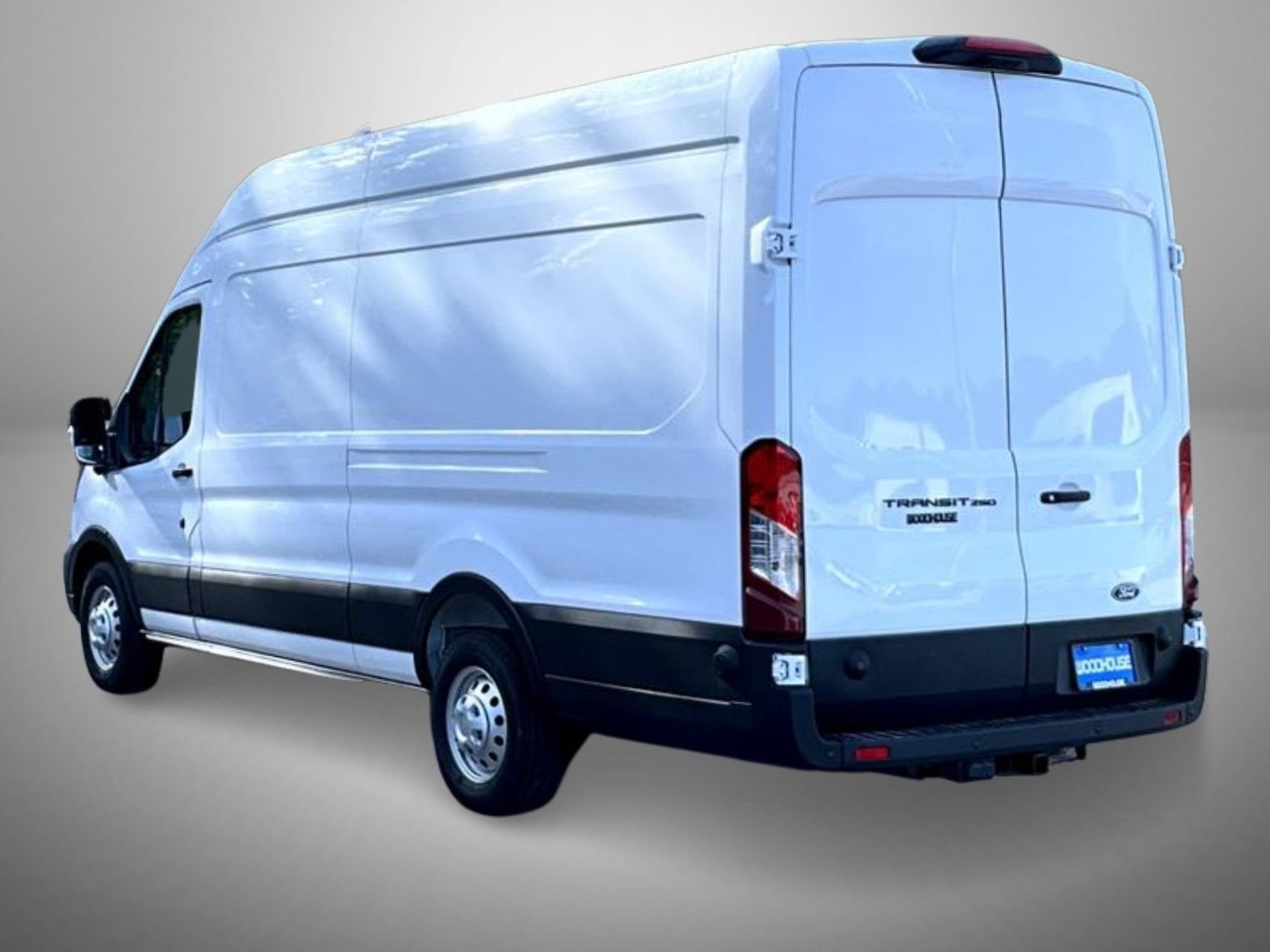 New 2026 Oxford White Ford Base image 7