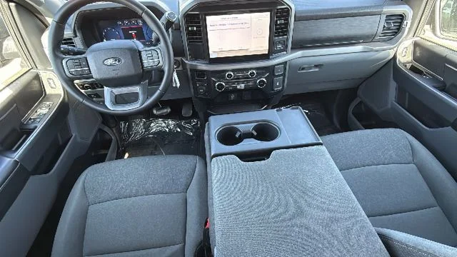 2025 Ford F-150 XLT - Photo 26