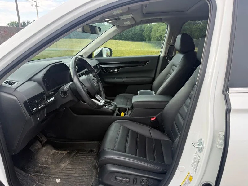 Used 2024  Honda EX-L image 10