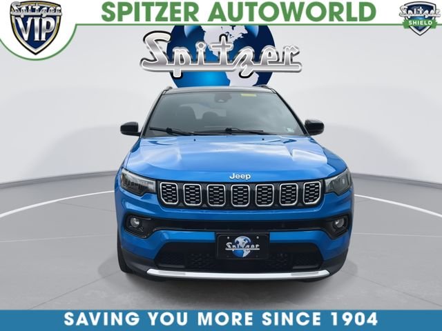 Certified Used 2024 Hydro Blue Pearlcoat Jeep Limited image 3