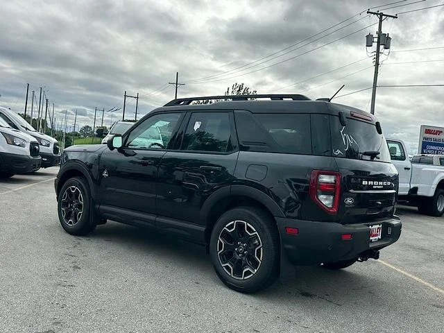 New 2026 Shadow Black Ford Outer Banks® image 33
