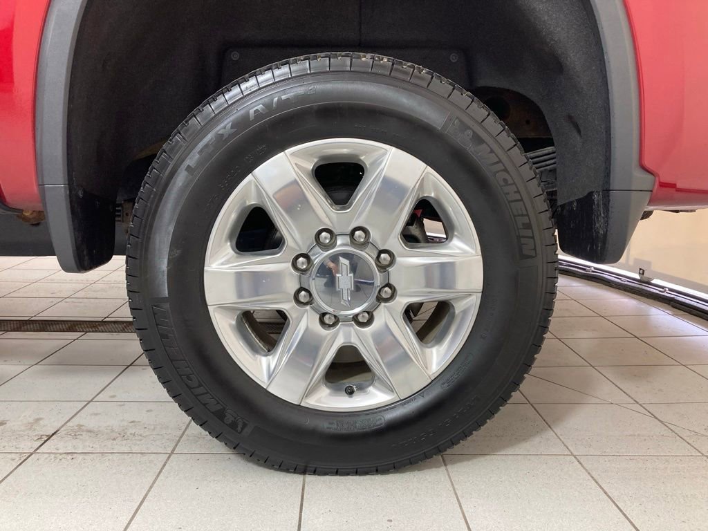 Used 2020 Cajun Red Tintcoat Chevrolet LTZ image 28