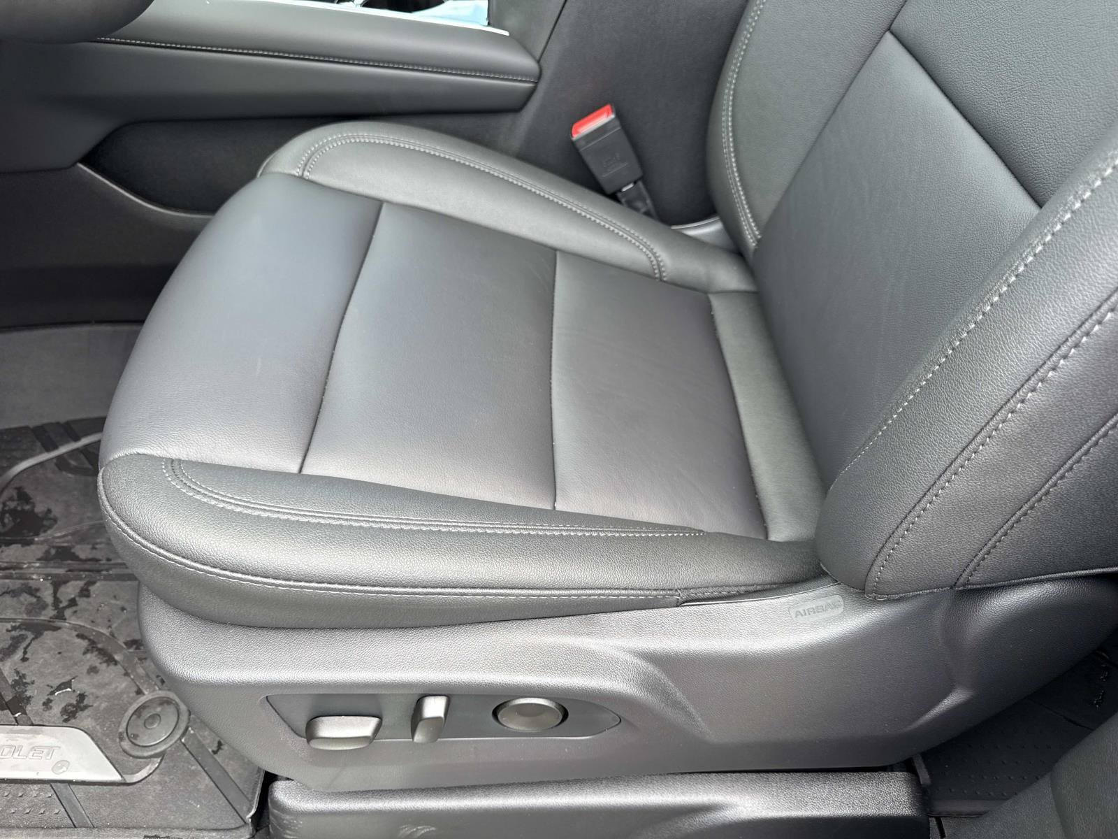 2026 Chevrolet Tahoe LT - Photo 20