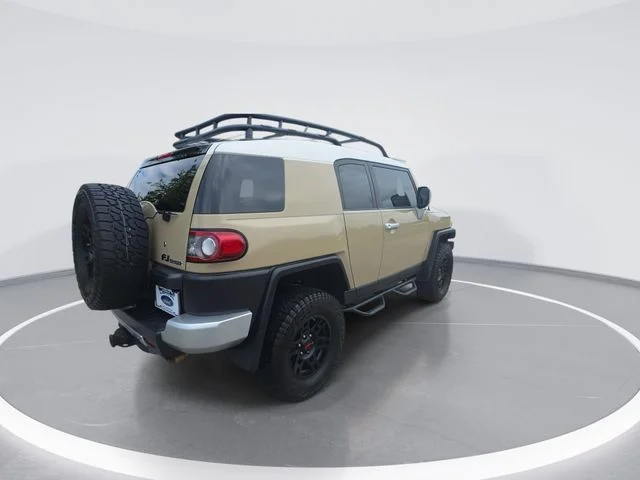 Used 2014 Beige Toyota Base image 8